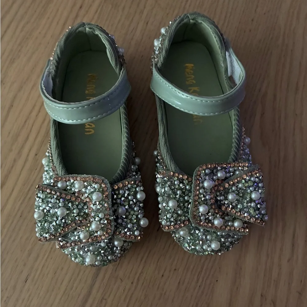 Meng Ke Xuan Elegant Kids' Sparkling Pearl Rhinestone Shiny Kids Princess Shoes